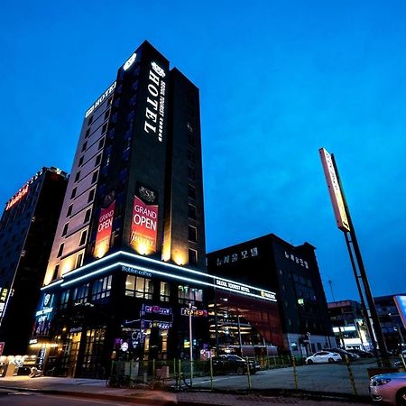 Siheung Seoul Tourist Hotel Екстер'єр фото