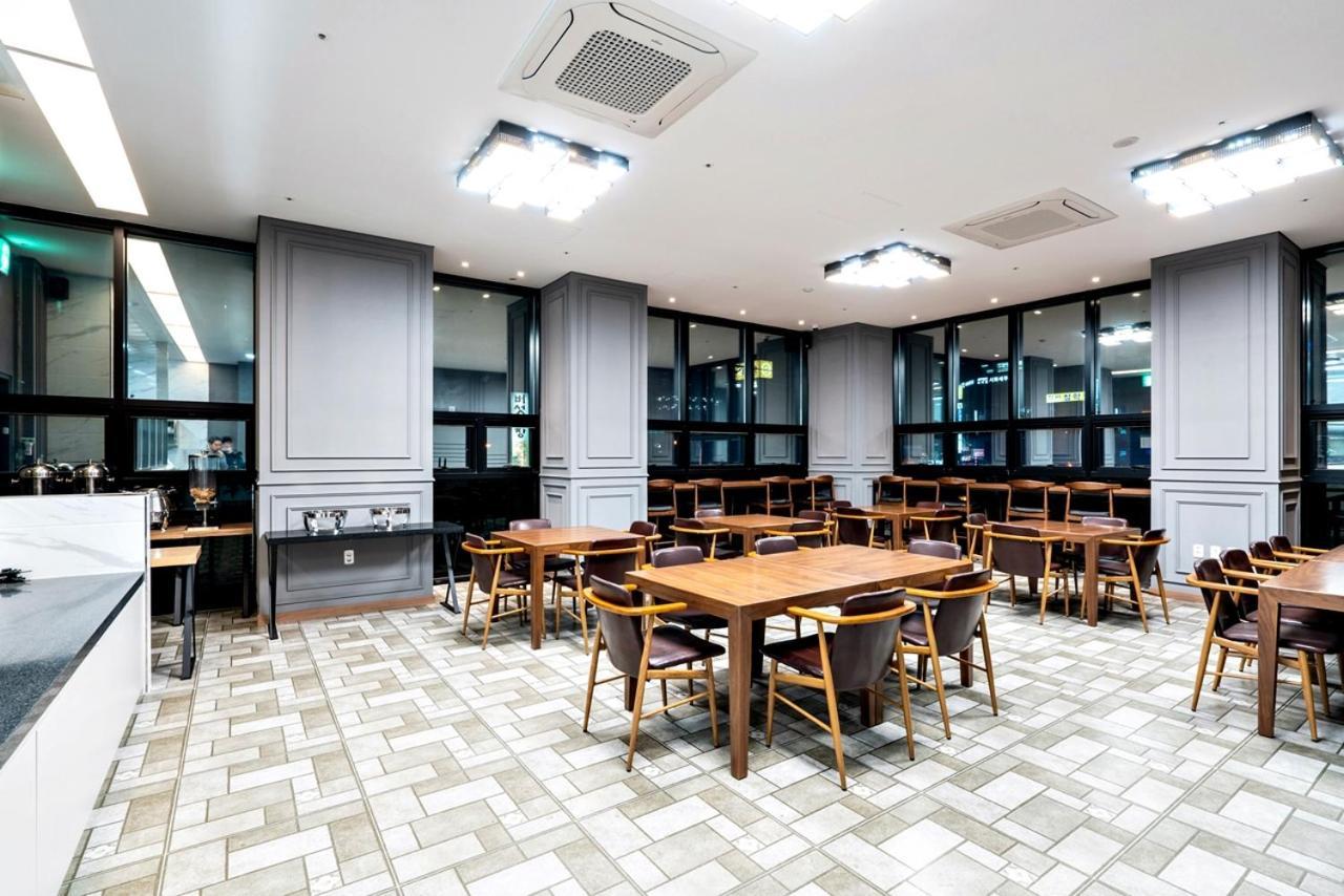 Siheung Seoul Tourist Hotel Екстер'єр фото
