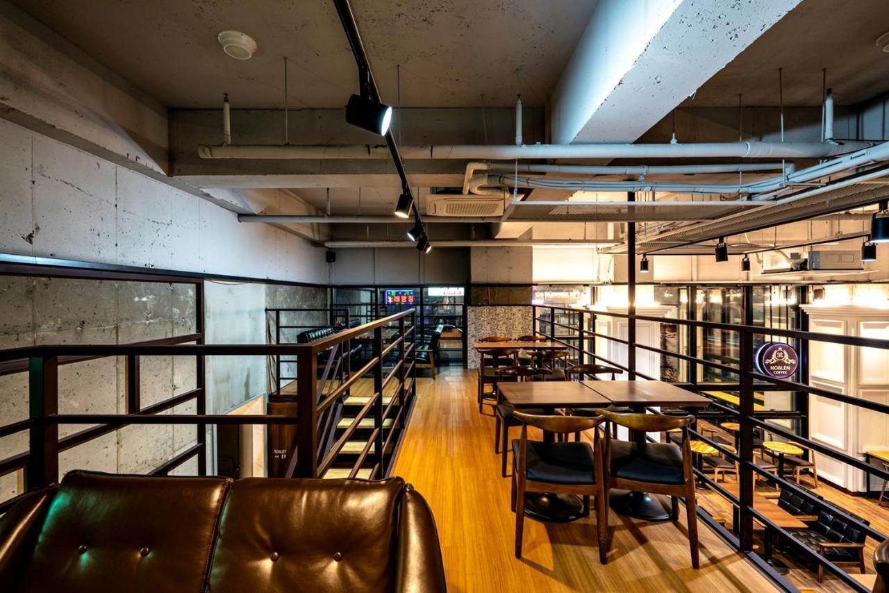 Siheung Seoul Tourist Hotel Екстер'єр фото