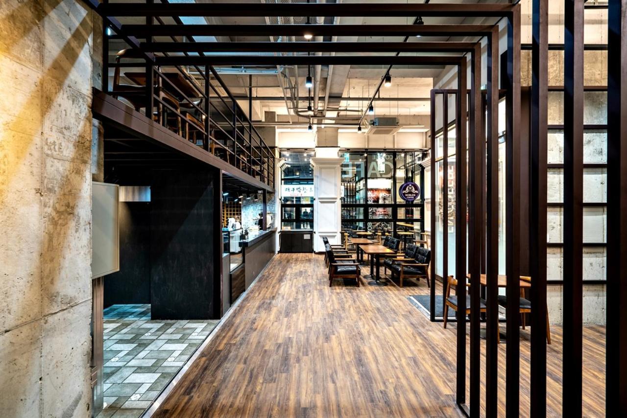 Siheung Seoul Tourist Hotel Екстер'єр фото