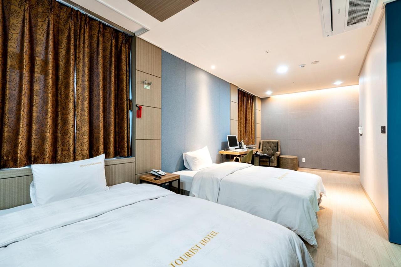 Siheung Seoul Tourist Hotel Екстер'єр фото